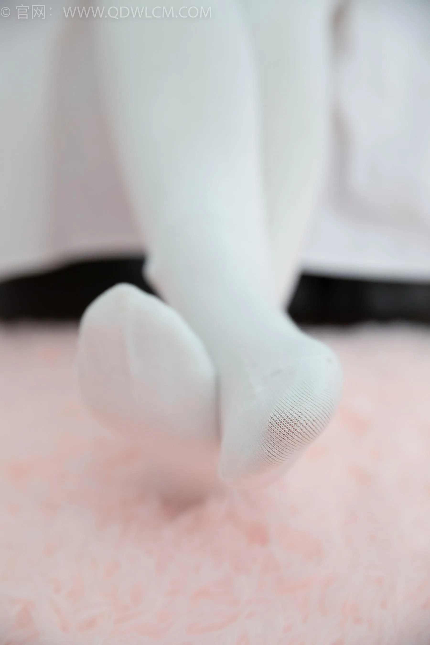 物恋传媒 NO.1509 婷婷-黑色的花 [162P]插图8